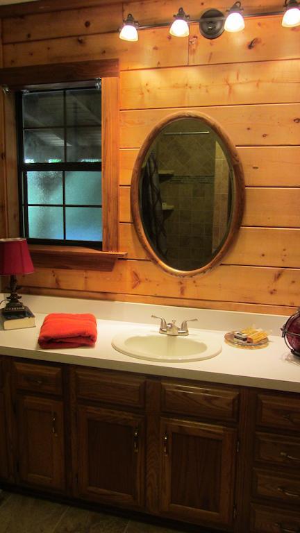Red Caboose Farm Bed & Breakfast Magnolia Ruang foto